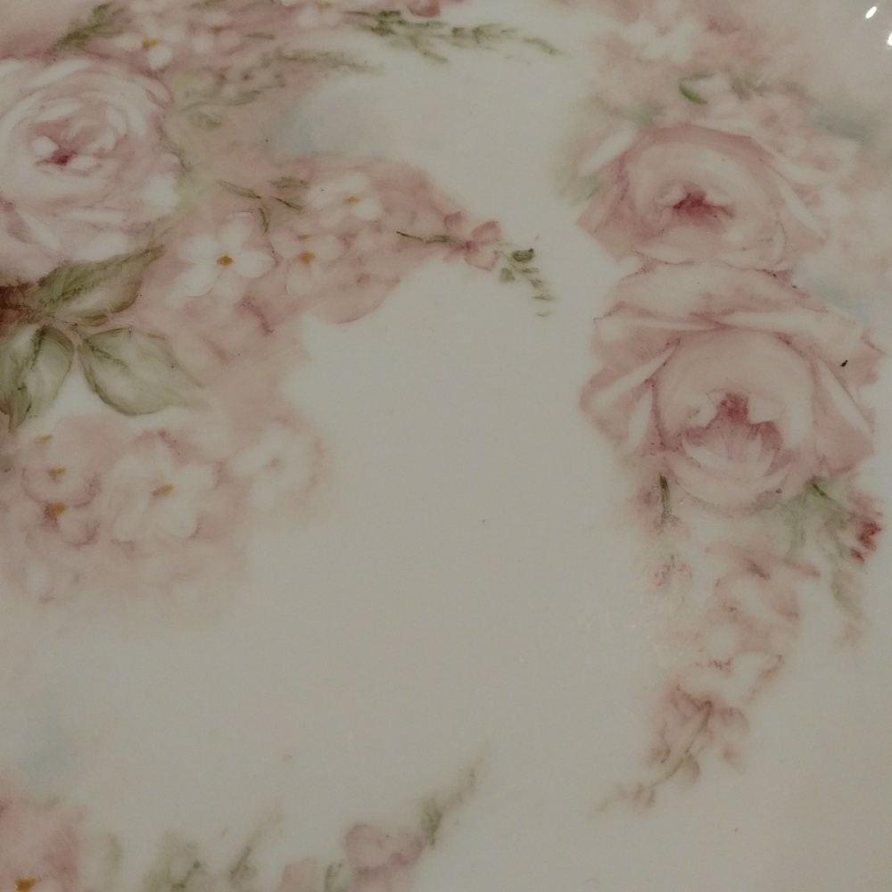 8" Hand Painted Pink Cabbage Roses Plate - Picture 3 of 4